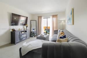 8095 NW 8th St APT 209, Miami, FL 33126, Sold 08/12/25