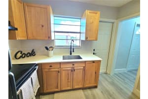 1490 Nw 43rd Ave 301, Lauderhill