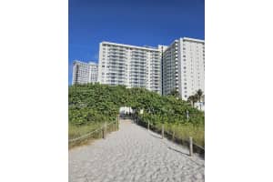 5701 Collins Ave, Miami Beach, FL 33140, - MLS#A11809342