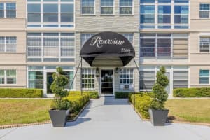 2333 Indian River Blvd 306, Vero Beach