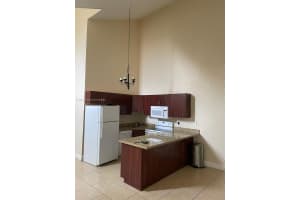 2421 Nw 55th Ave, Lauderhill