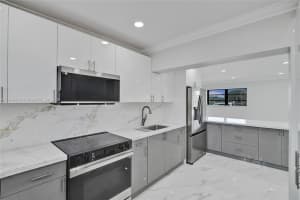 740 NE 181st St, Miami, FL 33162, - MLS#A11809429