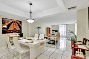 3660 Inverrary Dr APT 2X, Lauderhill, FL 33319, - MLS#A11809535