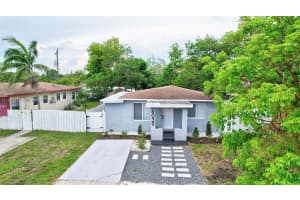 6039 Sw 38th St, Miramar
