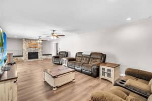 4271 SW 67th Ter, Davie, FL 33314 - MLS#A11809656