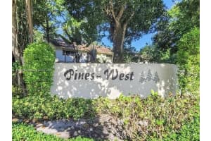 3044 N Oakland Forest Dr, Oakland Park, FL 33309, Sold 08/28/25