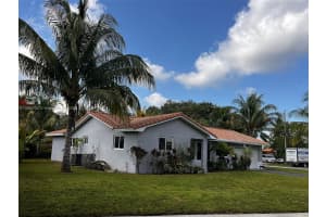 4888 NW 8th Ct, Plantation, FL 33317 - MLS#A11809725