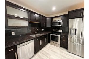 4888 NW 8th Ct, Plantation, FL 33317 - MLS#A11809725