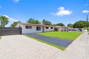 18011 NW 48th Pl, Miami Gardens, FL 33055, Sold 07/11/25