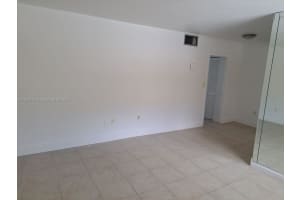 1975 NE 135th St APT 2D, North Miami, FL 33181, - MLS#A11809793