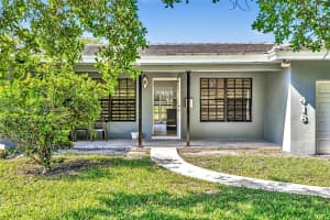 418 S 57th Way n/a, Hollywood, FL 33023 - MLS#A11809812