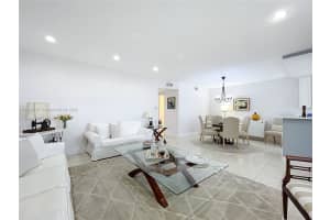 708 SE 7th Ave APT 14, Pompano Beach, FL 33060, - MLS#A11809879