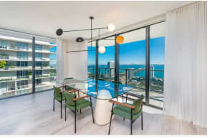121 Ne 34th St 3008, Miami