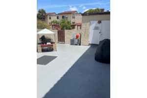 9999 NW 9th St Cir Apt 1-11, Miami, FL 33172, - MLS#A11809949