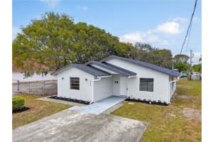 235 Sw 3rd Ct, Deerfield Beach