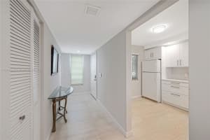 374 Lakeview Dr, Weston, FL 33326, Sold 07/15/25