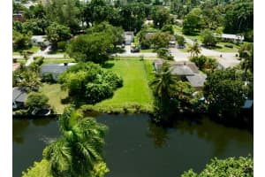 75 NW 85th St, Miami, FL 33150, - MLS#A11809998