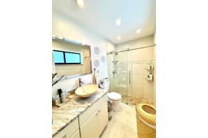 18830 NW 65th Ct, Hialeah, FL 33015, Sold 07/15/25