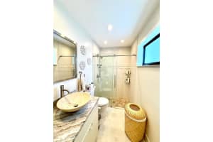 18830 NW 65th Ct, Hialeah, FL 33015, Sold 07/15/25