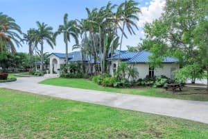 15960 Sw 250th St Homestead, FL 33031 - Off Market