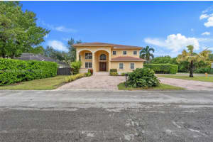 10733 Sw 97th Terrace Miami, FL 33176 - MLS#A11810125