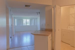 6175 NW 186th St APT 209, Hialeah, FL 33015, - MLS#A11810246