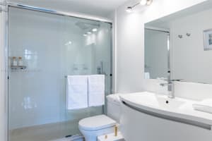 MLS# A11810315, Aventura, Florida 33180