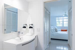 MLS# A11810315, Aventura, Florida 33180
