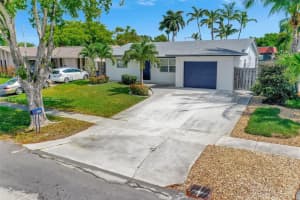 205 SE 5th St, Dania Beach, FL 33004, Sold 09/10/25