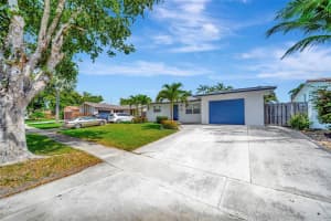 205 SE 5th St, Dania Beach, FL 33004, Sold 09/10/25