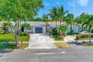 205 SE 5th St, Dania Beach, FL 33004, Sold 09/10/25