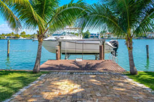 425 N Shore Dr, Miami Beach, FL 33141, - MLS#A11810377