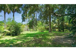  Royal Palm Miami Beach, FL 33140 Sold 07/16/25