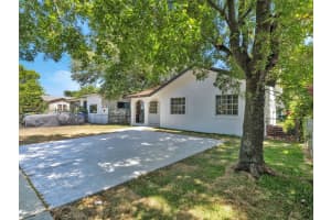 1360 NW 59th St, Miami, FL 33142, - MLS#A11810398