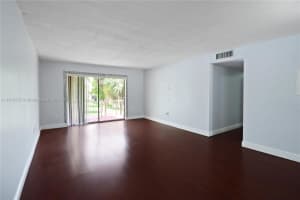 13700 Sw 62nd St 227, Miami
