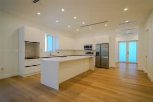 112 NW 24th Ct, Miami, FL 33125, - MLS#A11810559