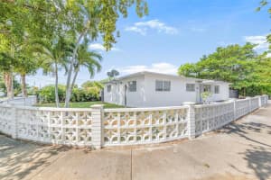 3202 Sw 3rd St, Miami