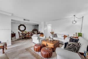 8341 SW 157th Ave APT 304, Miami, FL 33193, Sold 08/08/25