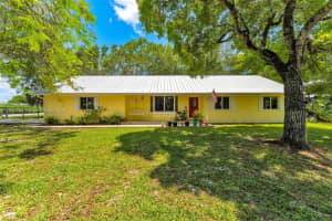21140 Sw 179th Ave, Miami