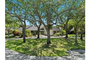 7350 SW 154th Terrace, Palmetto Bay, FL 33157, Sold 07/03/25