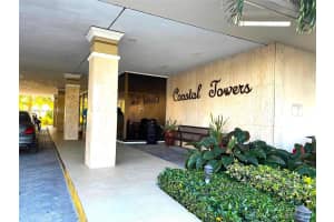 400 Kings Point Dr APT 318, Sunny Isles Beach, FL 33160, - MLS#A11810630