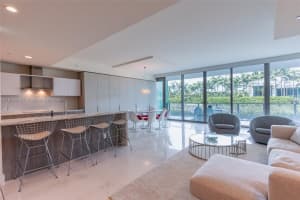 360 Ocean Dr 205s, Key Biscayne