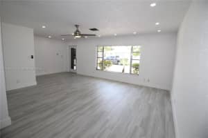 7204 Nw 76th Dr Tamarac, FL 33321 - MLS#A11810687