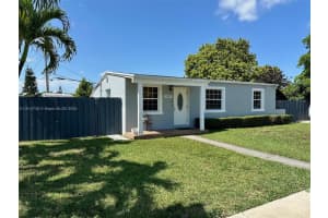 10035 Sw 55th St, Miami