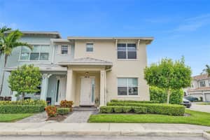 4810 Eucalyptus Dr 1, Hollywood, FL 33021 - MLS#A11810811
