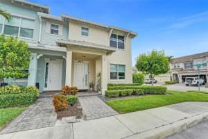 4810 Eucalyptus Dr 1, Hollywood, FL 33021 - MLS#A11810811