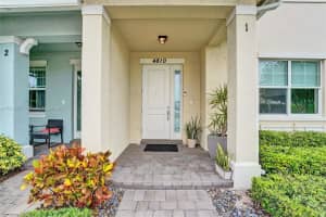 4810 Eucalyptus Dr 1, Hollywood, FL 33021 - MLS#A11810811