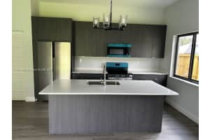 307 NW 28th Ave, Fort Lauderdale, FL 33311, - MLS#A11810898
