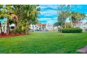 296 Racquet Club Rd 104 Weston, FL 33326 - MLS#A11811033