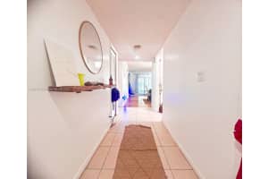 296 Racquet Club Rd 104 Weston, FL 33326 - MLS#A11811033